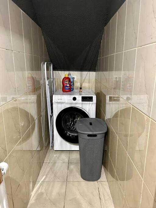 Charming Appartment 3-Min Walk To Old Town - Free Parking Λιουμπλιάνα Εξωτερικό φωτογραφία