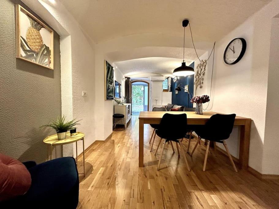 Charming Appartment 3-Min Walk To Old Town - Free Parking Λιουμπλιάνα Εξωτερικό φωτογραφία