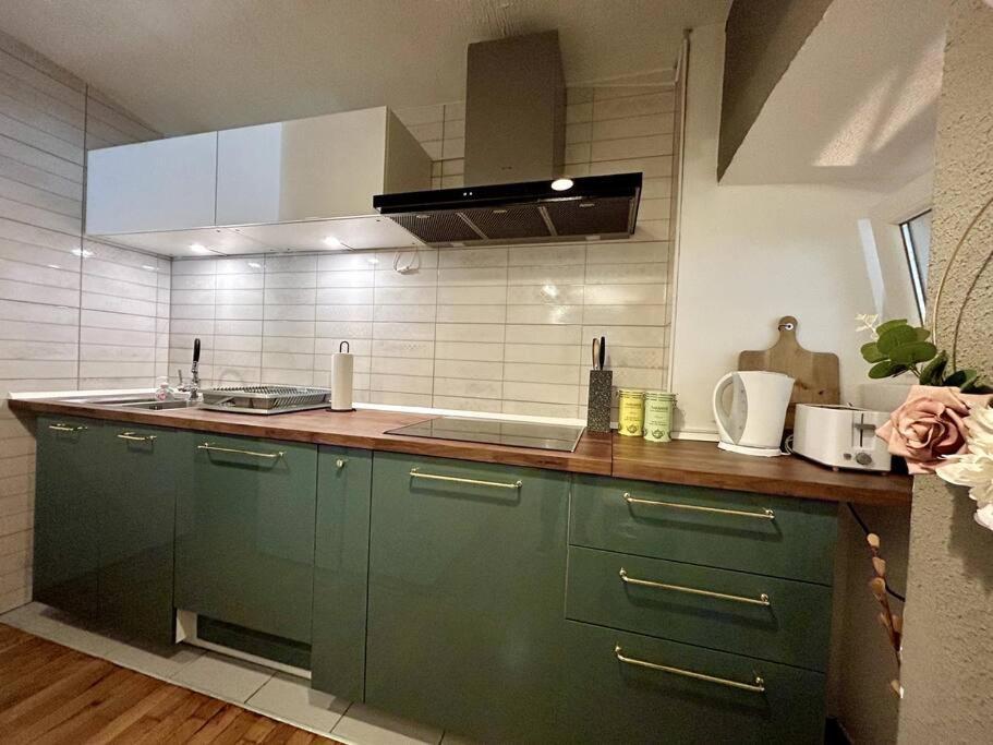 Charming Appartment 3-Min Walk To Old Town - Free Parking Λιουμπλιάνα Εξωτερικό φωτογραφία